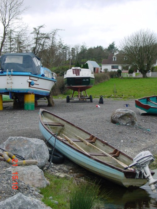 jjq-boats Boats ashore