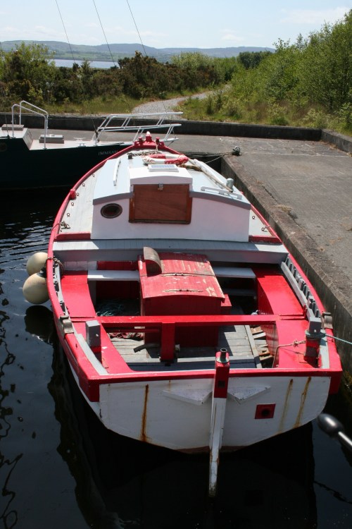 Interesting wooden boat with Lister engine in Dromaan 0008_resize ... with Lister engine