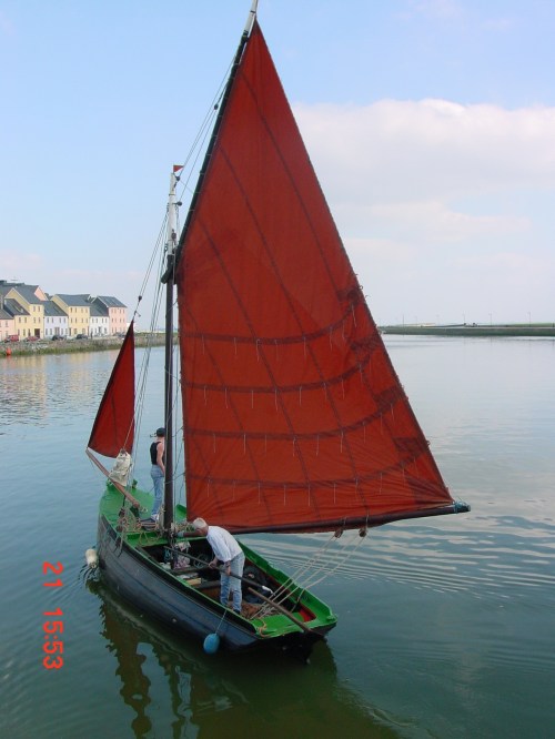 rotation-of-under-way_resize1 Galway hooker leaving Galway