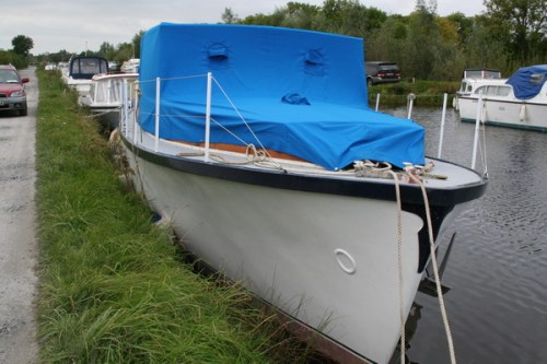Unidentified large cruiser at Shannon Harbour 2 of 2_resize