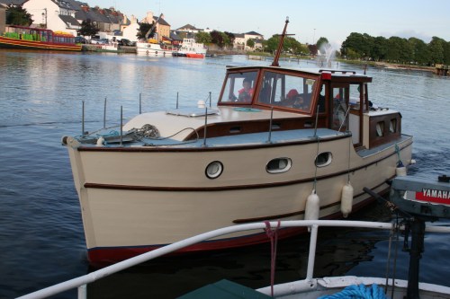 Unnamed cruiser in Athlone (SOR) 1_resize Unnamed cruiser in Athlone (being driven by SOR) 1