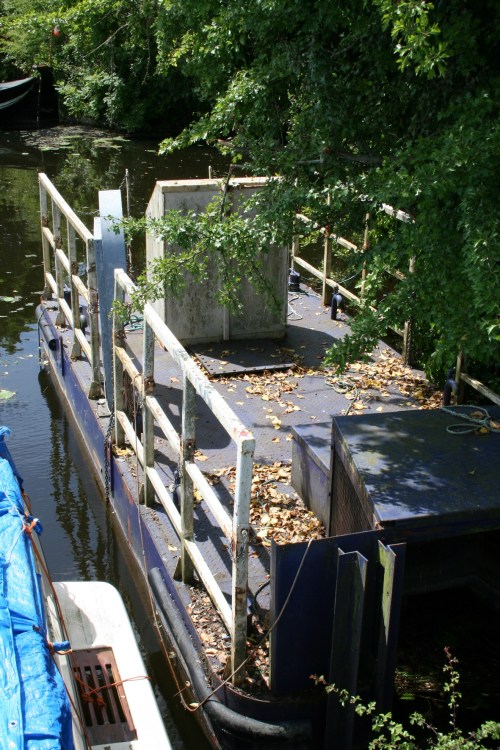 WI workboat at Munster Harbour 3_resize WI workboat in Munster Harbour