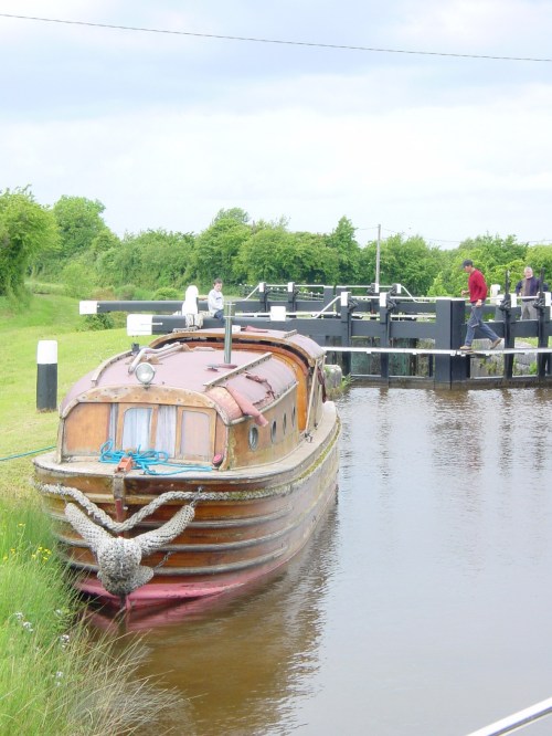 wooden-narrow-cruiser-above-lock-24-01_resize Wooden narrow cruiser above Lock 24 on the Grand Canal