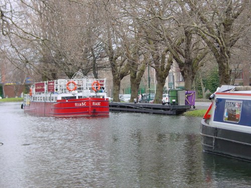 69-riasc-stops-play_resize La Peniche on Riasc, chained in the middle of the canal