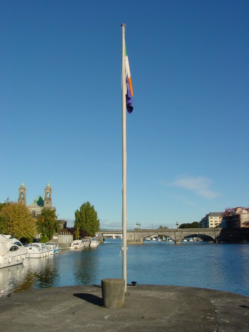 Flagpole on the lock island