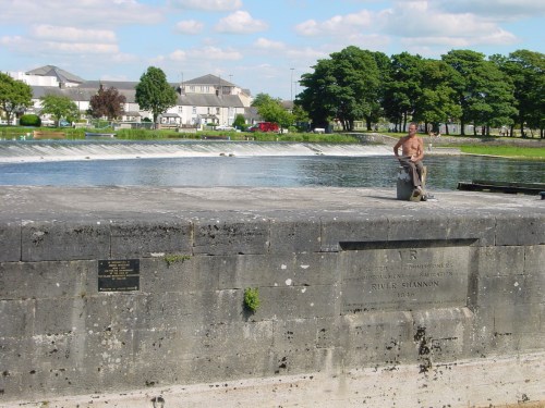 Denis Madigan, Thomas Rhodes and HM Queen Victoria