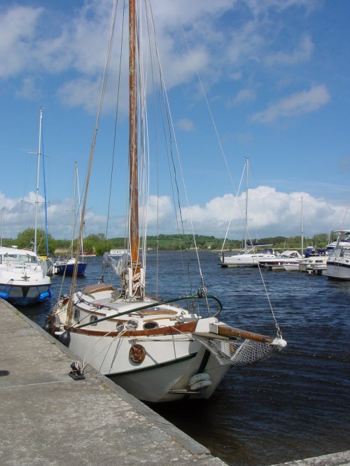 Mast up in Dromineer