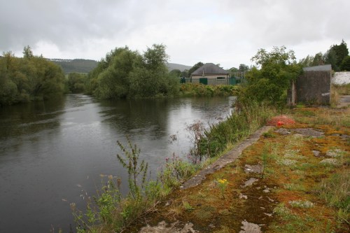 Former Dowleys premises at Ballylynch 20_resize Looking upstream. I think the grid was somewhere in that area