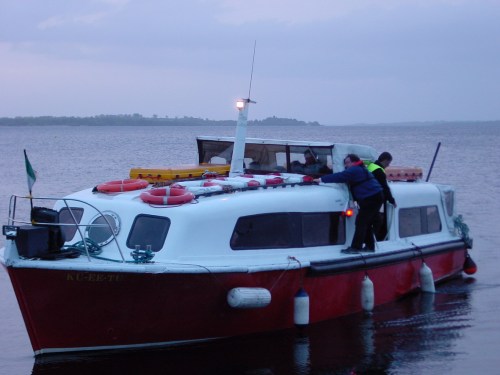 ku-ee-tu-03_resize Ku-ee-tu in Garrykennedy on Lough Derg