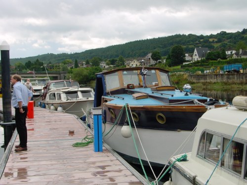 Vicki May in Carrick-on-Suir 01_resize Cruiser Vicki May at the marina