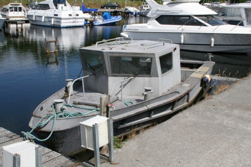 Workboat at Shannon Sailing 7_resize Unidentified workboat
