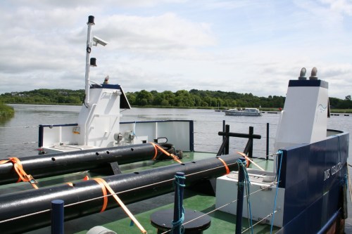 Inis Cealtra at Portumna 13_resize Mizzen mast with navigation lights and camera