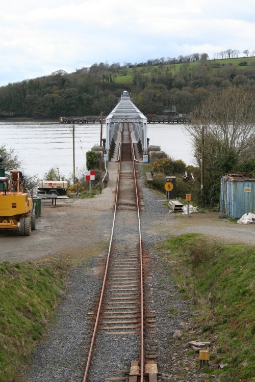 Looking along the line at Barrow Bridge 02_resize Looking across Barrow Bridge