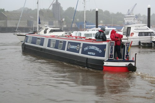NB Earnest Three Sisters Marina New Ross 05_resize NB Earnest leaving the Three Sisters marina