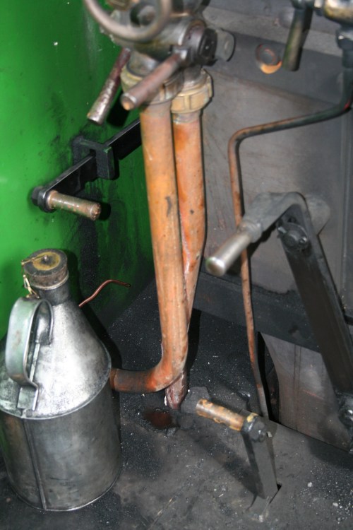 Unidentified handle on RHS_resize I don't know what the handle on the right is for