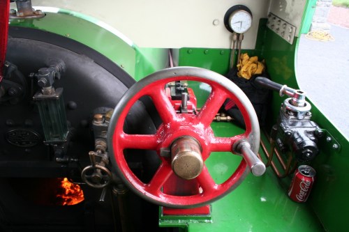 Wheel and air-brake_resize I think the thing on the right is the air brake