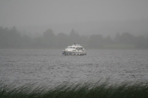 01 CarrickCraft aground well inside black marker off Dromod_resize Carrickcraft cruiser aground