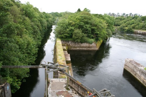 The short canal and the tailrace