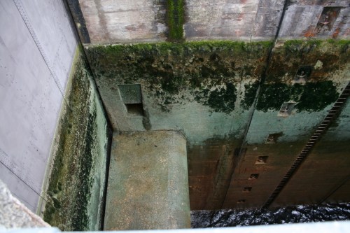 Top gate and cill (2007)