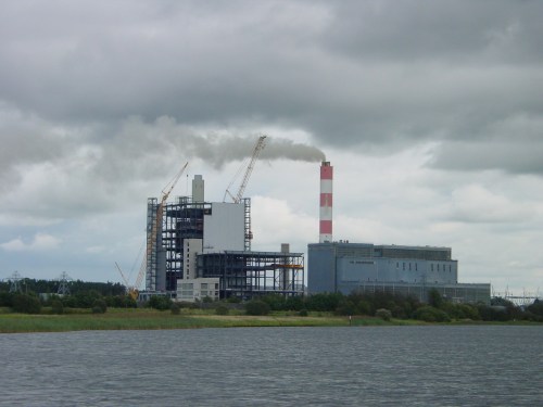 shannonbridge power station from south of the town 02_resize The old and the new (2003)