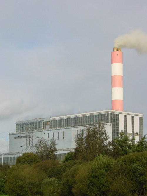 shannonbridge power station from south of the town 06_resize The old (2003)
