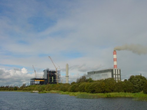 shannonbridge power station from south of the town 10_resize The new and the old again (2003)