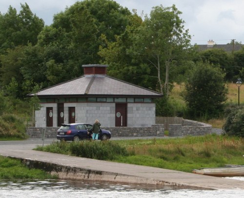 Service block at Portrunny cropped_resize Service block at Portrunny 2009