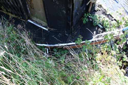 Trindle 2009 6_resize Holding Trindle up