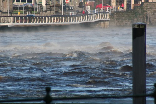 Smoke on the water floods 20091128_resize