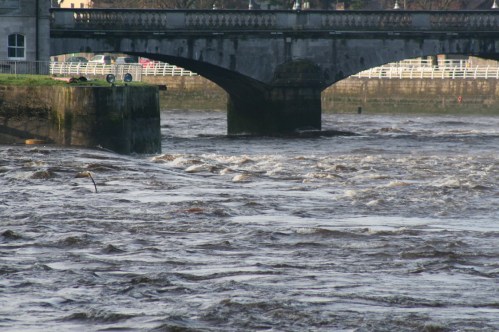 The bend below S O'Halloran bridge floods 20091128 9_resize