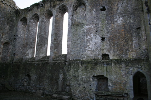 Athassel inside 32_resize