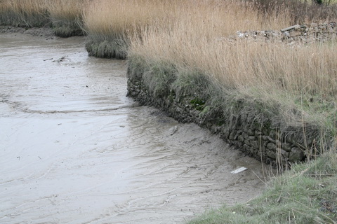 The quay or wharf below the bridge 1_resize