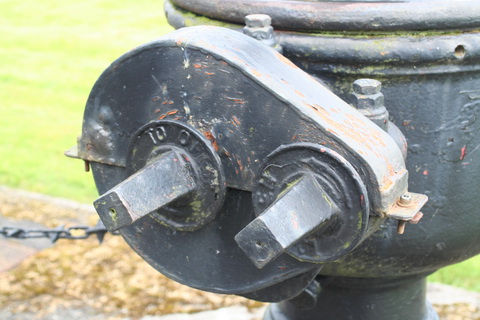 Land-rack inlet gear close-ups 05_resize