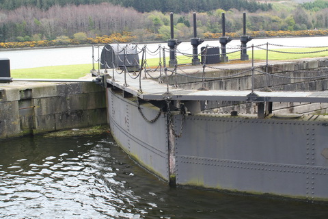 Upper gates from above with chsins_resize