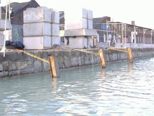 Hanover Quay (Paul Quinn) 01