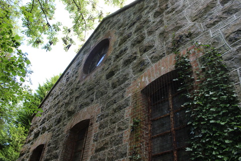 Old waterworks building 06_resize