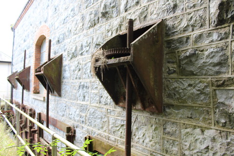 Old waterworks building 09_resize