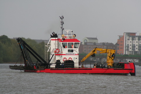 Limerick Port dredger Shannon I 3_resize
