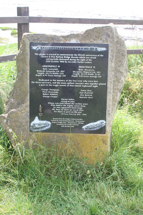 Purton hulks tanker 02_resize